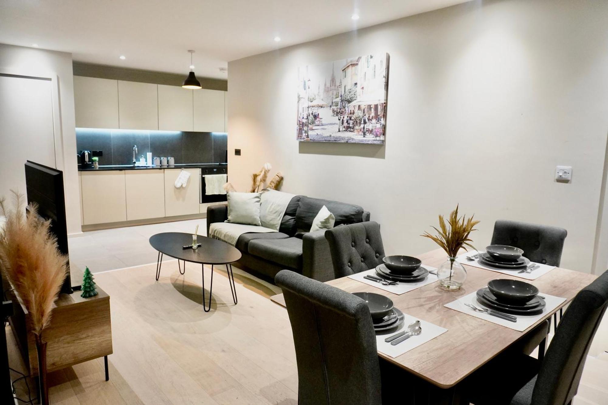 Central Manchester Luxury 2 Bed Apartment With Balcony Εξωτερικό φωτογραφία