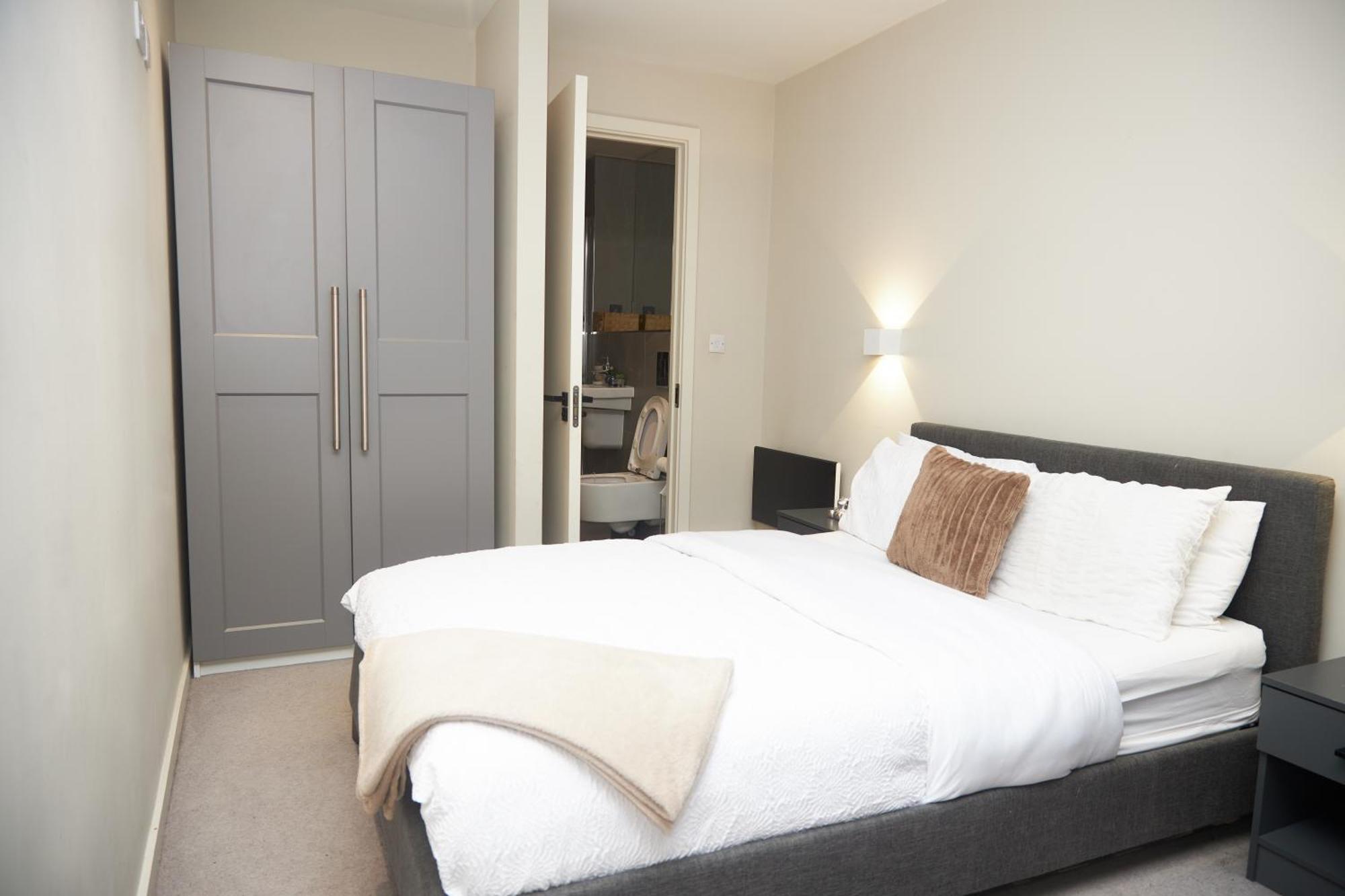 Central Manchester Luxury 2 Bed Apartment With Balcony Εξωτερικό φωτογραφία